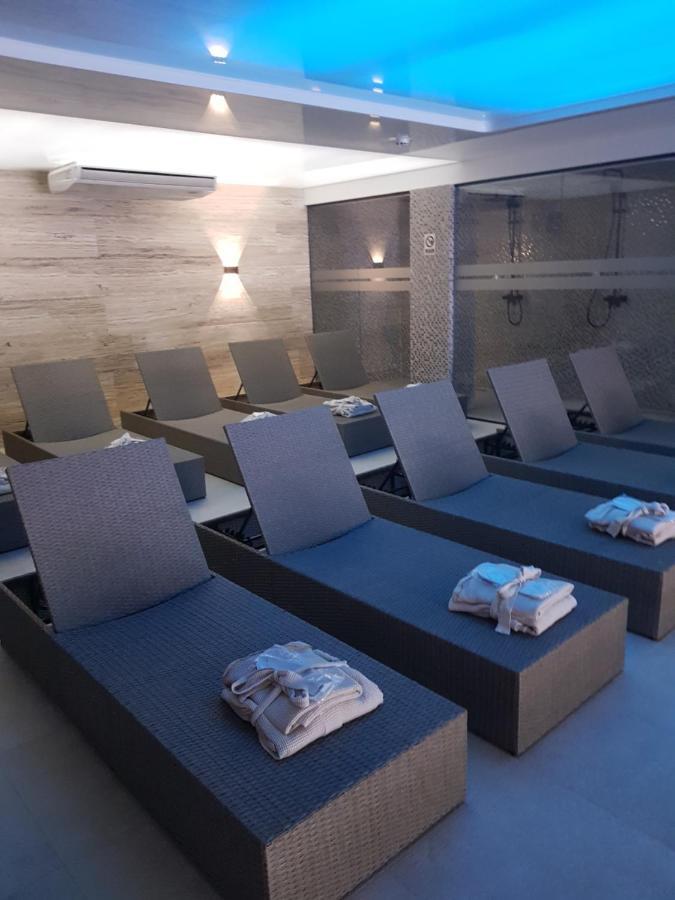 Family Apartmans Harry- Apartmans Of The Apart Hotel & Spa Zoned, Kopaonik - Special Benefit, Children Up To 13 Years Of Age Accompanied By Two Adults Stay For Free-Parking-Breakfast-Pool&Spa Extérieur photo