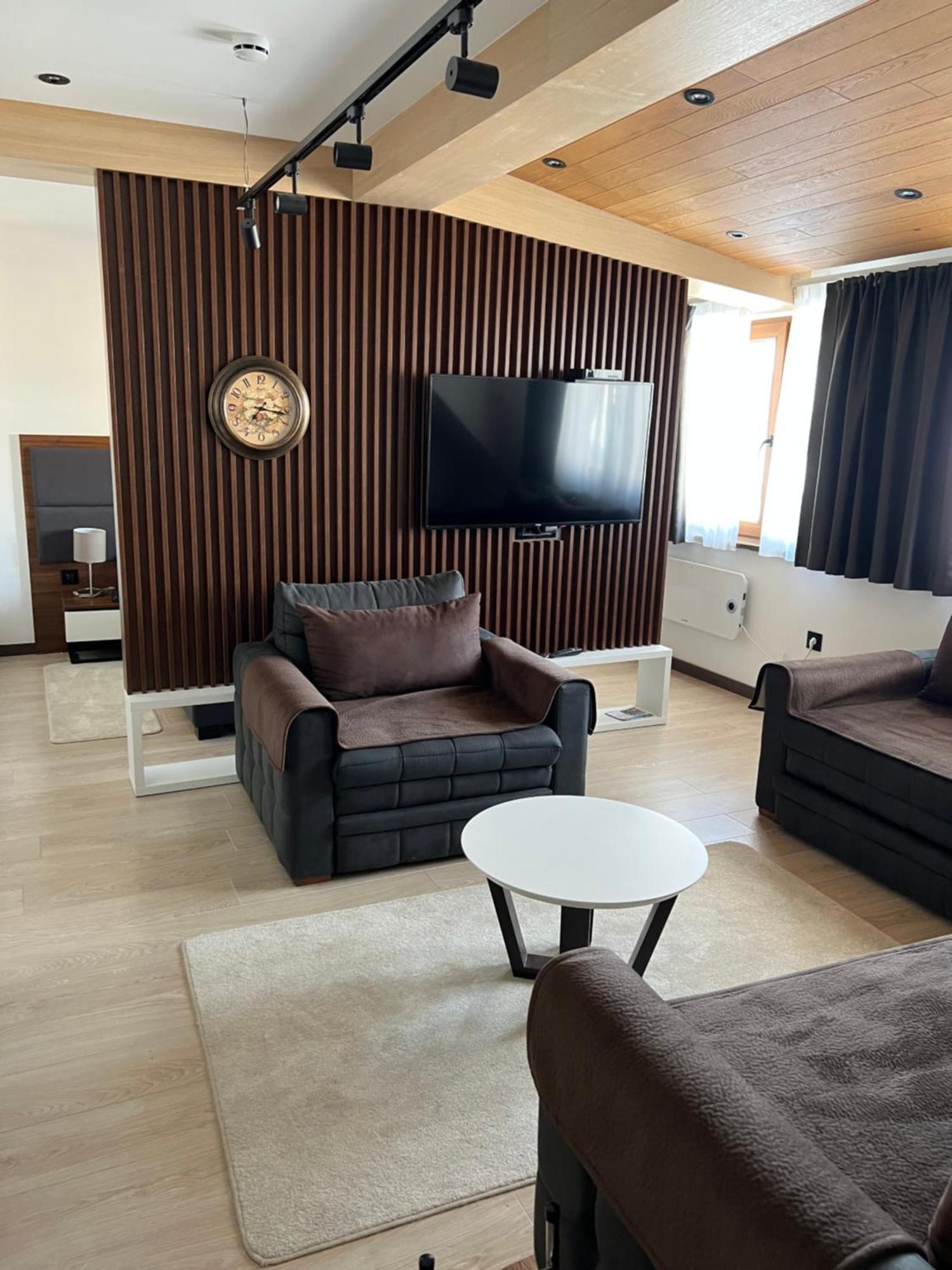 Family Apartmans Harry- Apartmans Of The Apart Hotel & Spa Zoned, Kopaonik - Special Benefit, Children Up To 13 Years Of Age Accompanied By Two Adults Stay For Free-Parking-Breakfast-Pool&Spa Extérieur photo